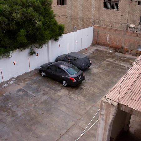 Departamento En Chimbote Con Cochera Apartment Exterior photo